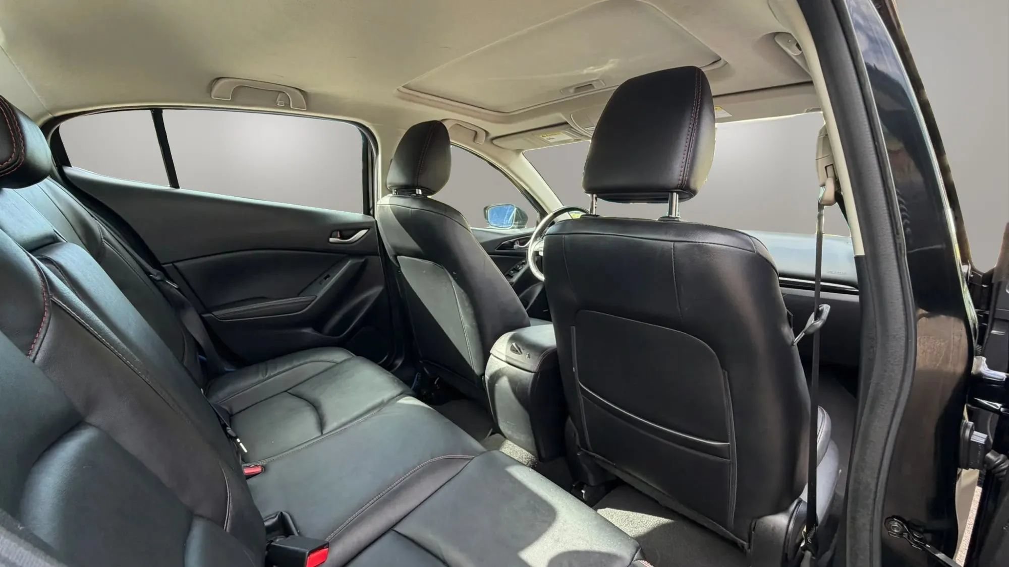 Used 2015 MAZDA MAZDA3 i Grand Touring FWD image 14