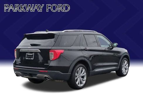 Used 2022 Ford Explorer Platinum w/ Technology Package AWD/4WD image 5