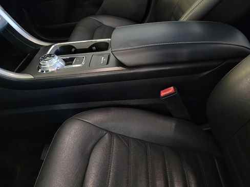 Used 2018 Ford Fusion SE w/ Fusion SE Technology Package FWD image 26