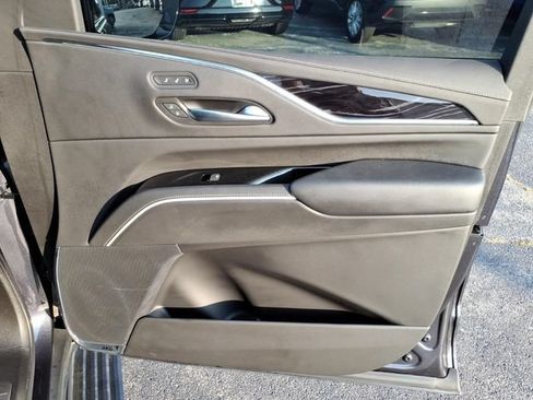 Certified 2023 Cadillac Escalade Sport w/ LPO, ONYX Package AWD/4WD image 26