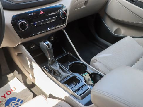 Used 2016 Hyundai Tucson Sport FWD image 37