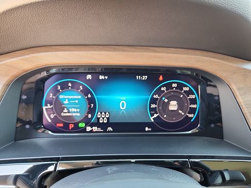 New 2026 Volkswagen Atlas SE FWD image 17