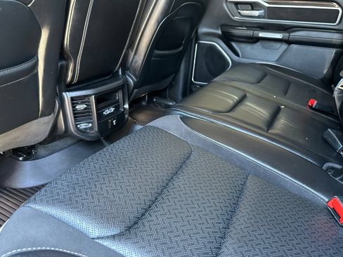 Used 2022 RAM 1500 Laramie AWD/4WD image 13