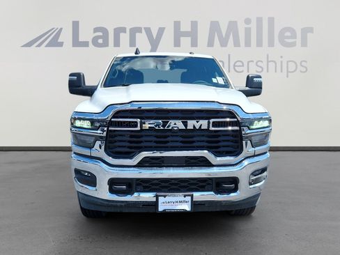 New 2025 RAM 2500 Big Horn image 8