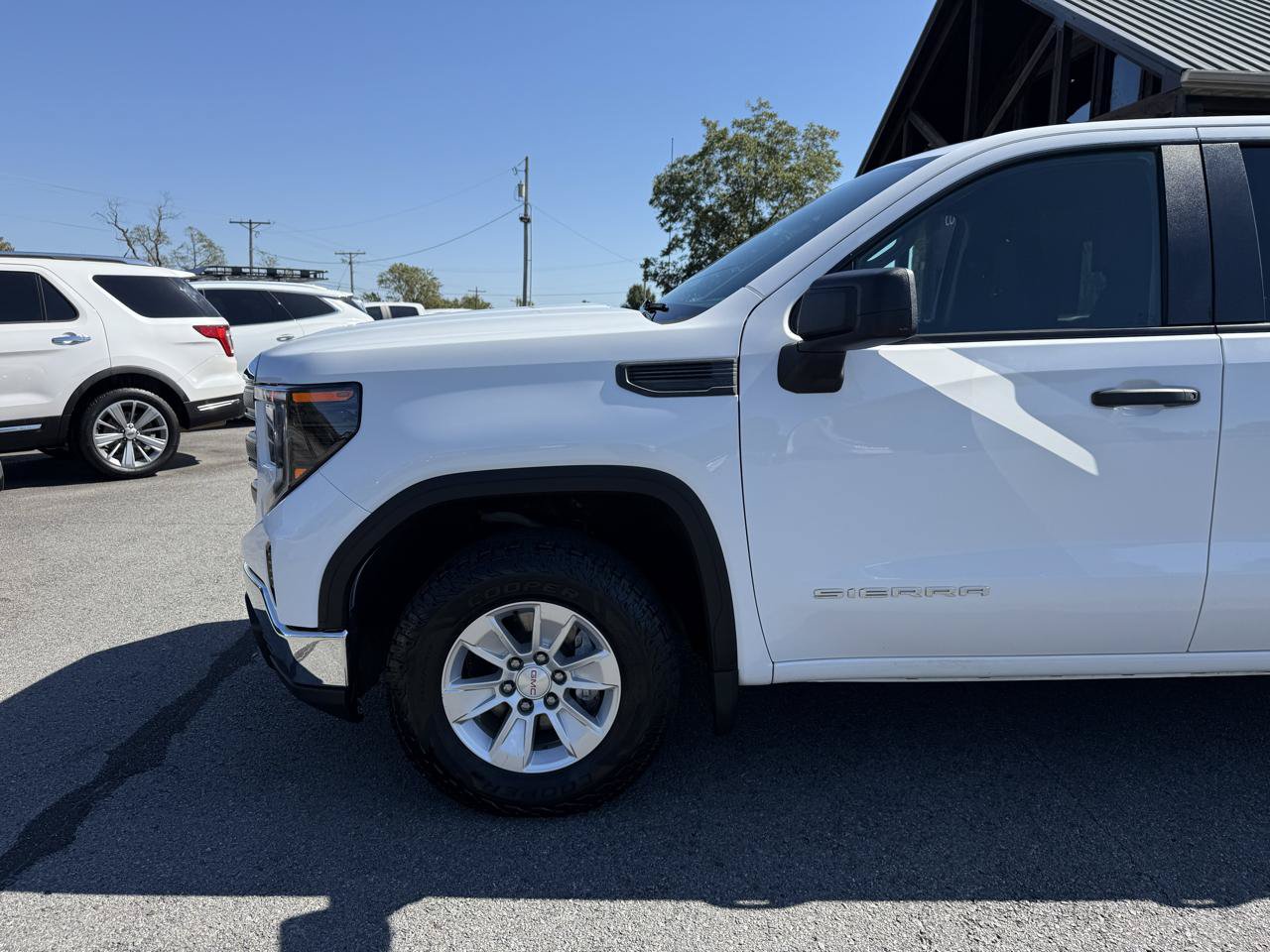 Used 2022 GMC Sierra 1500 Pro w/ Convenience Package AWD/4WD image 31