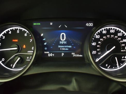 Used 2024 Toyota Camry SE w/ Convenience Package image 16