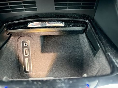 Used 2023 Maserati Levante GT AWD/4WD image 31