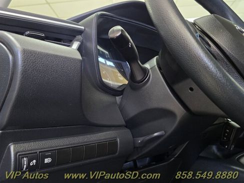 Used 2023 Toyota Corolla LE FWD image 23