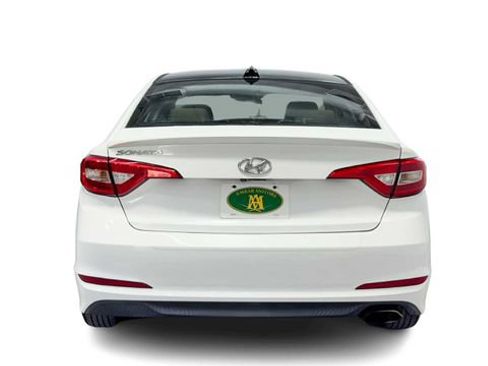 Used 2015 Hyundai Sonata SE w/ Option Group 09 FWD image 3