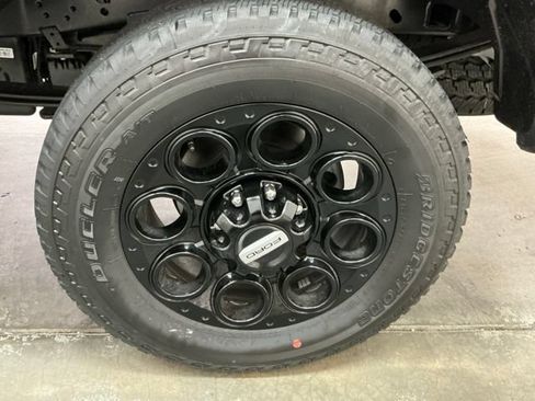New 2026 Ford F250 XLT w/ XLT Premium Package AWD/4WD image 11