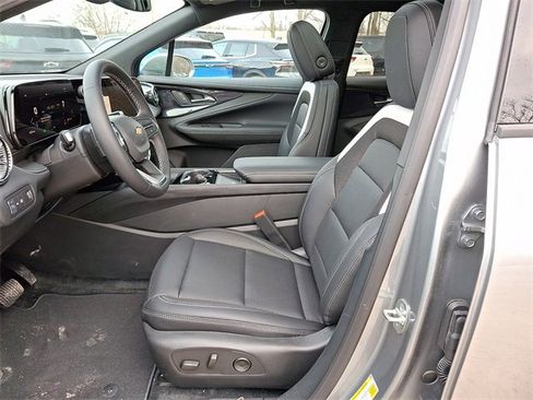 New 2026 Chevrolet Blazer EV LT image 9