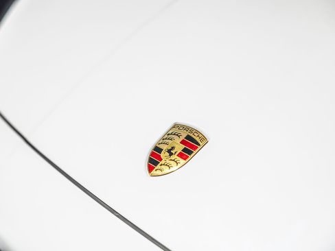 Certified 2024 Porsche Cayenne AWD/4WD image 26