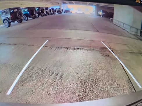 Used 2022 Tesla Model 3 Long Range image 21