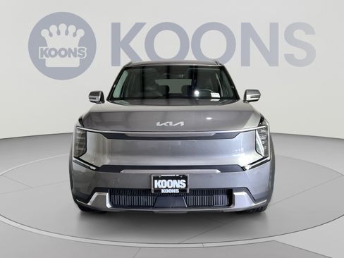 Used 2024 Kia EV9 Wind AWD/4WD image 11