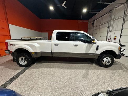 Used 2017 Ford F350 King Ranch w/ Chrome Package AWD/4WD image 2
