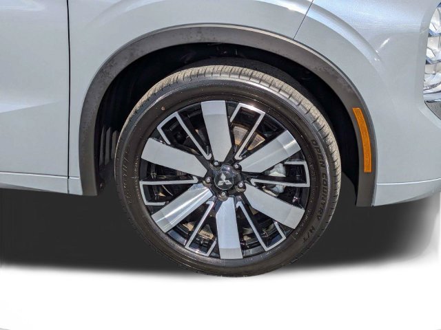 Used 2025 Mitsubishi Outlander SEL FWD image 10