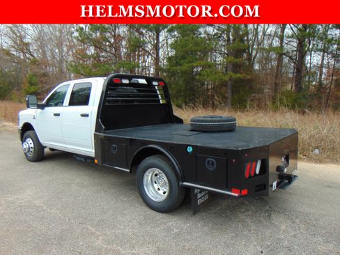 Used 2025 RAM 3500 Tradesman w/ Chrome Appearance Group image 6