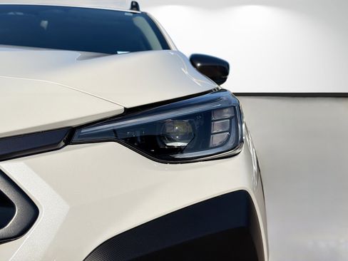 New 2026 Subaru Crosstrek 2.5i Limited AWD/4WD image 9