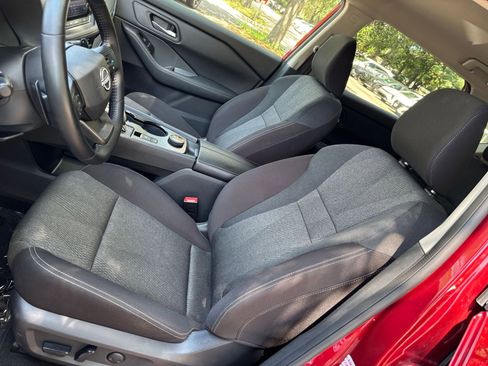 Used 2025 Nissan Rogue SV AWD/4WD image 37