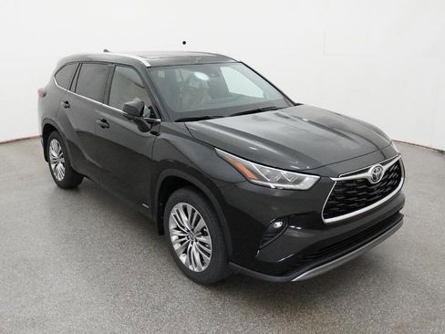 New 2026 Toyota Highlander Platinum AWD/4WD image 94