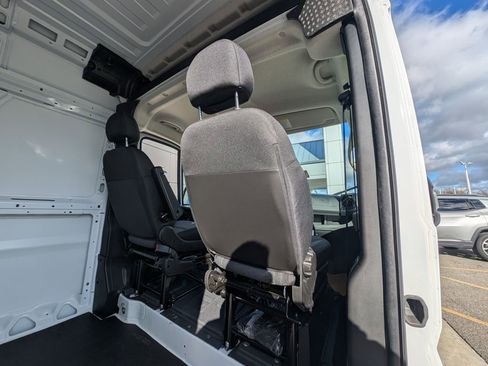 New 2026 RAM ProMaster 2500 w/ Convenience Group image 18