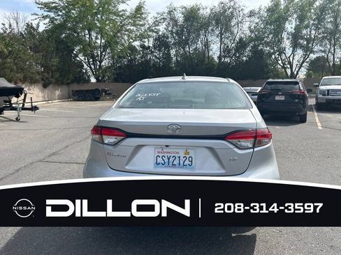Used 2025 Toyota Corolla LE FWD image 18