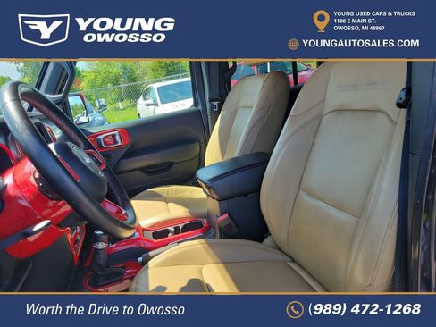 Used 2018 Jeep Wrangler Unlimited Rubicon w/ Dual Top Group AWD/4WD image 8