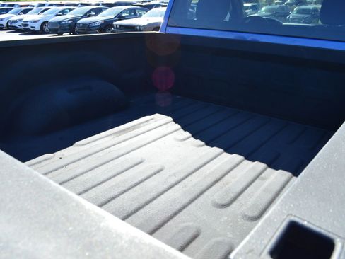 Used 2015 RAM 1500 Express image 8