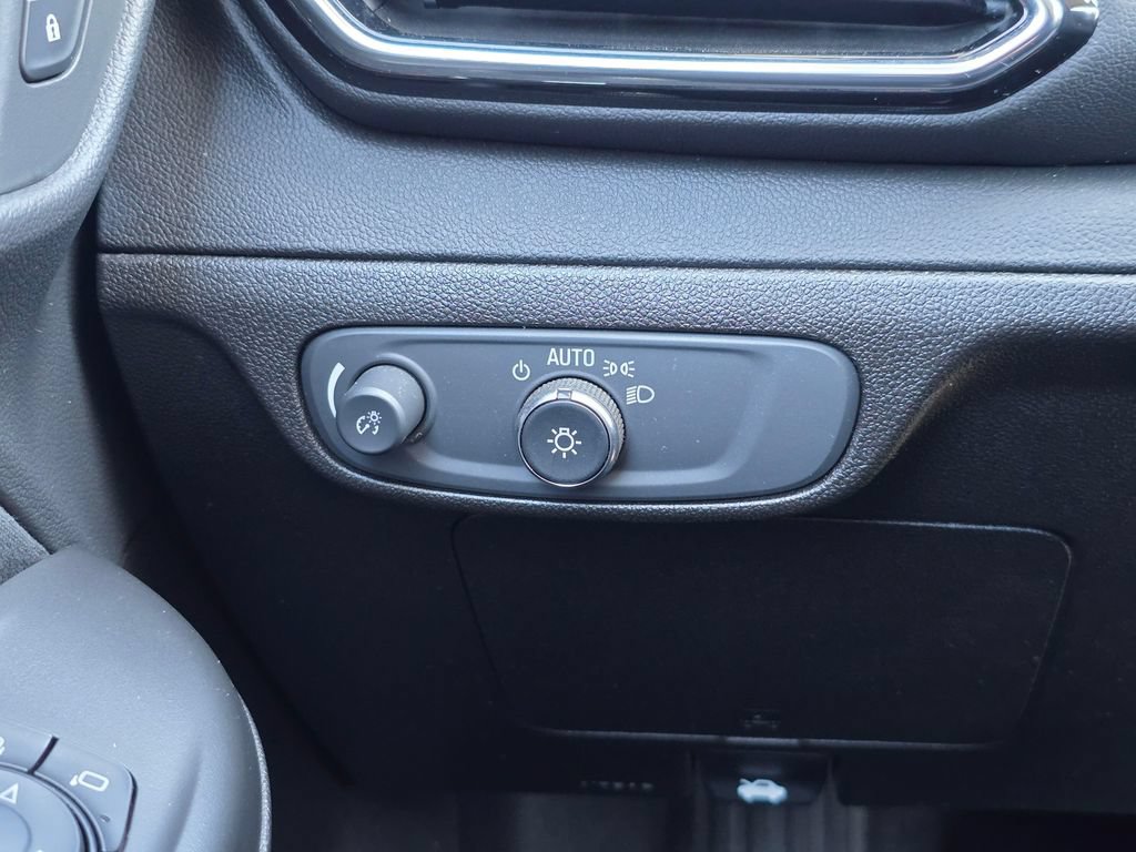 Used 2022 Chevrolet Bolt EUV LT w/ Driver Confidence Package FWD image 31