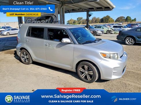 Used 2013 Scion xB FWD image 5