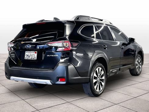 Used 2025 Subaru Outback Limited AWD/4WD image 14