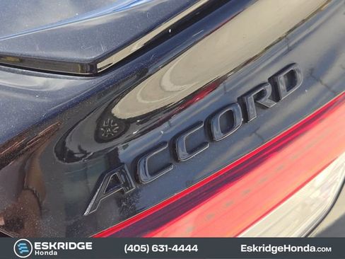 Used 2021 Honda Accord Sport image 12