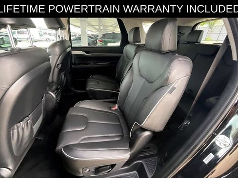 Used 2025 Hyundai Palisade SEL FWD image 27