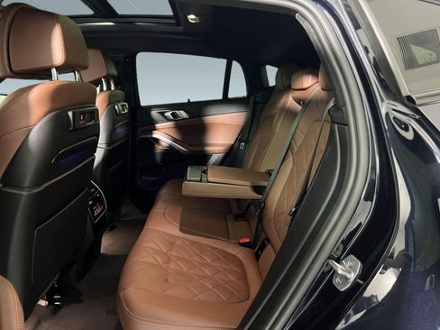 Used 2023 BMW X6 xDrive40i w/ Executive Package image 14