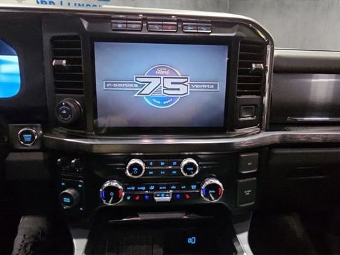 Used 2023 Ford F250 Lariat w/ Lariat Ultimate Package AWD/4WD image 8