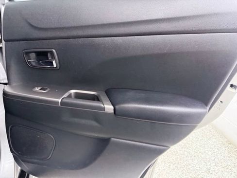 Used 2024 Mitsubishi Outlander Sport SEL AWD/4WD image 19