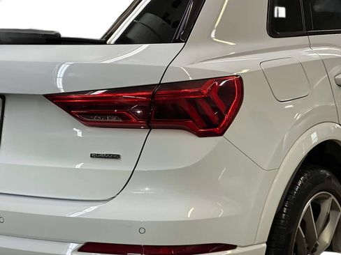 Used 2023 Audi Q3 2.0T Premium Plus w/ Premium Plus Package AWD/4WD image 28