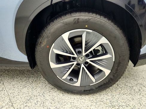 Used 2023 Lexus RZ 450e Premium w/ Technology Package image 9