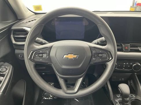 Certified 2024 Chevrolet TrailBlazer LT AWD/4WD image 12