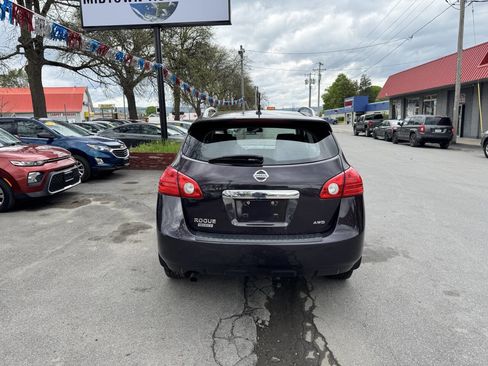 Used 2015 Nissan Rogue S w/ Convenience Package AWD/4WD image 8