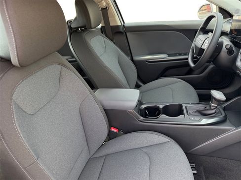 New 2025 Kia K4 LXS image 15
