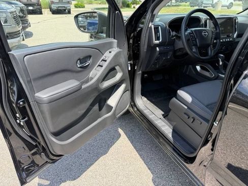 New 2026 Nissan Frontier SV w/ Tow Package AWD/4WD image 15