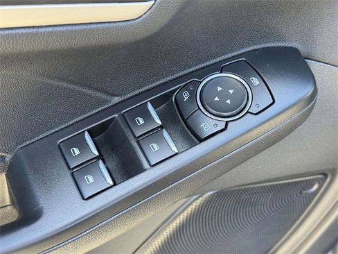 Used 2022 Ford Escape SE w/ Convenience Package image 16