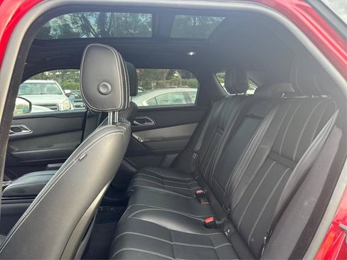 Used 2019 Land Rover Range Rover Velar S image 10