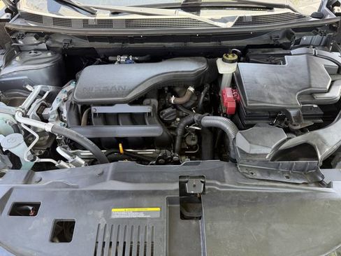 Used 2021 Nissan Rogue Sport S image 28