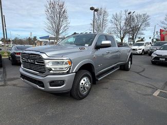 Used 2020 RAM 3500 Laramie video 1