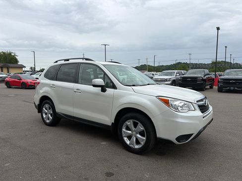 Used 2016 Subaru Forester 2.5i Premium w/ All-Weather Package AWD/4WD image 3