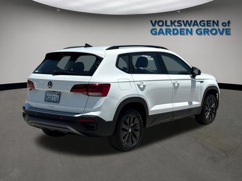 Used 2023 Volkswagen Taos S w/ Driver Assistance Package FWD image 7