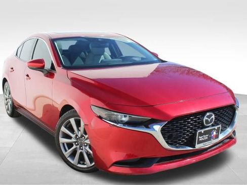 Used 2019 MAZDA MAZDA3 Sedan w/ Premium Package image 3