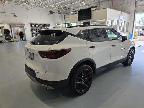 Used 2023 Chevrolet Blazer LT image 12